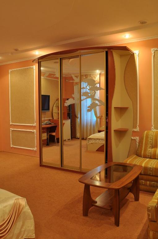 Focus Hotel Khust Room photo